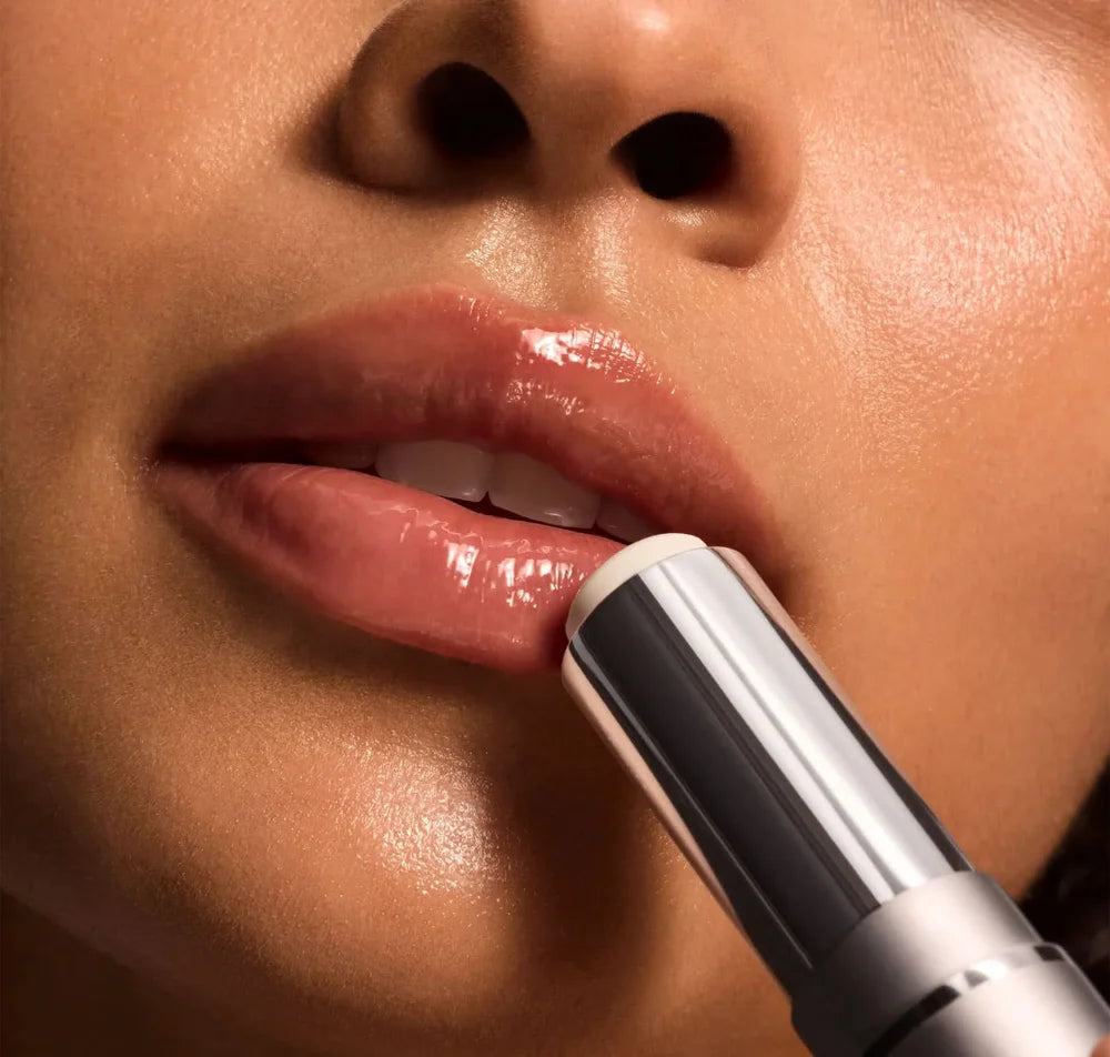 IS Clinical • LipProtect SPF35