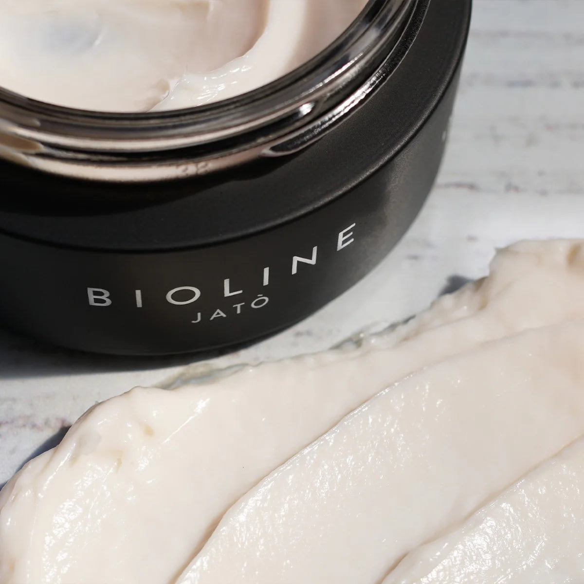 Age Beauty Secret - The Cream